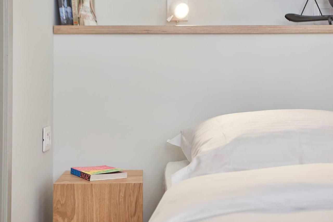Live In A Funky & Renovated Studio Near Acropolis Афины Экстерьер фото