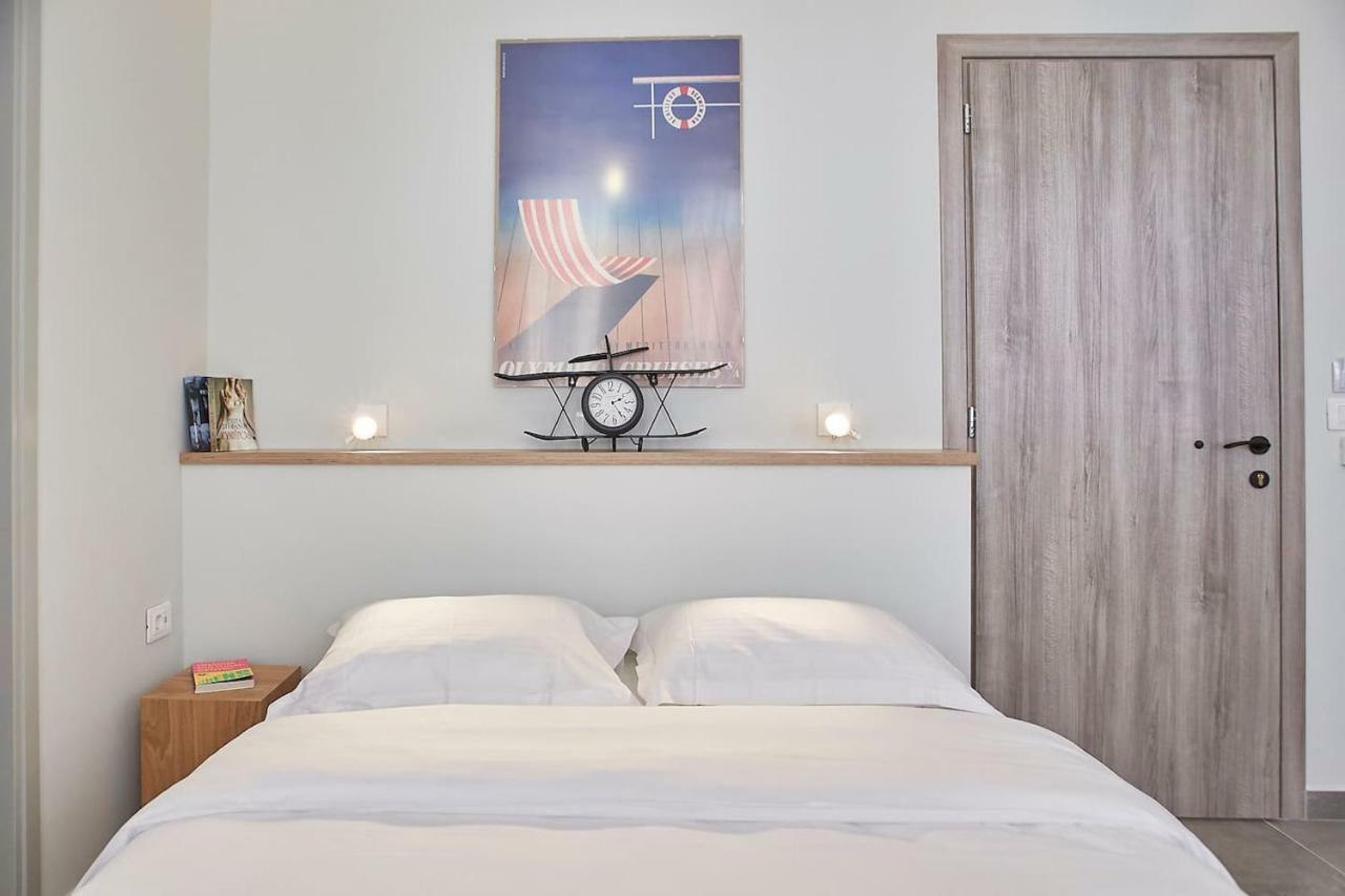 Live In A Funky & Renovated Studio Near Acropolis Афины Экстерьер фото